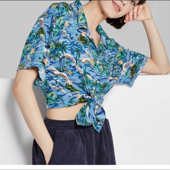 wild fable Tops - Wild Fable Tropical Hawaiian Button Down Dad Top